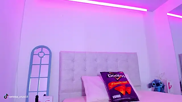 Vanessa_cruz_18 webcam