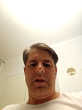 naugthyxxldadi webcam