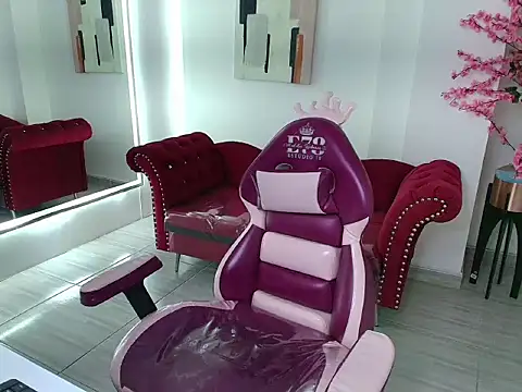 Emily_andrews webcam