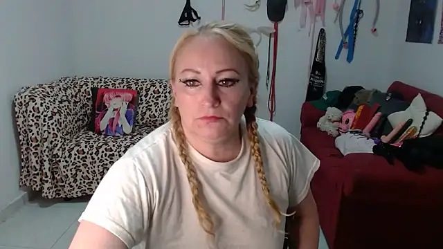 emperabigbootybigass webcam