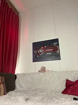 MyKittySayMeow Live Webcam on Stripchat