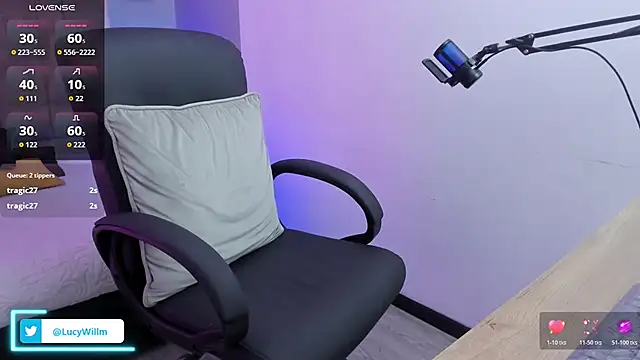 Lucy_Williiams webcam