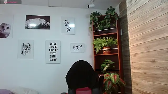 DraxBlade09 Live Webcam on Stripchat