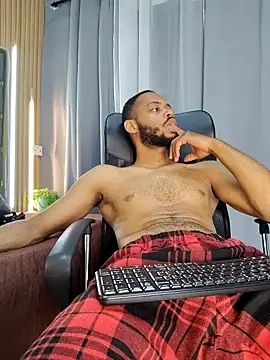 Oliver_bigblack_cock webcam