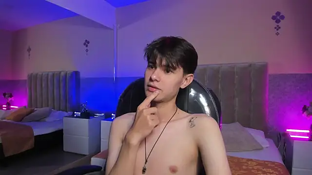 Derek_Sinn webcam