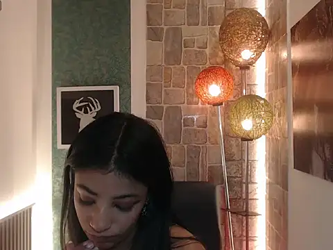 Scarleet_miaa webcam