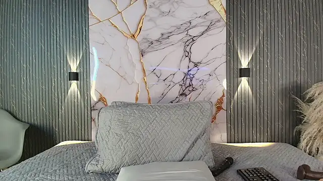 big_tits_in_your_face webcam