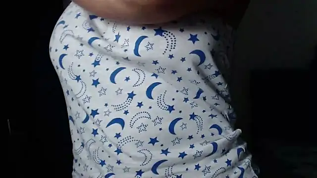 lovemee_30 - Lovemee_30's free webcam - UK Sex Cams