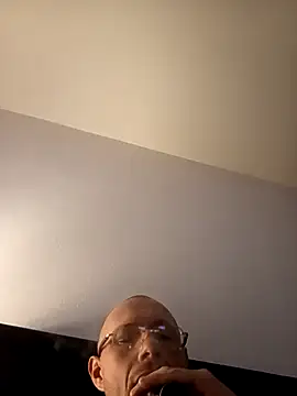 Guitccch live sex cam