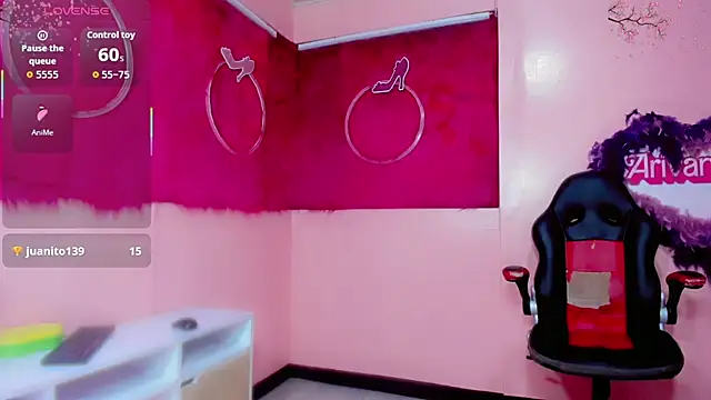 Karlaa_Hernandez_ webcam