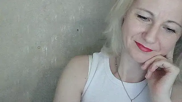 katerina-kissa - Katerina-Kissa's free webcam - UK Sex Cams