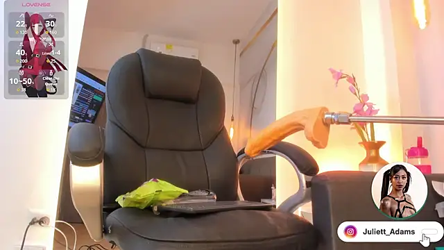 Juliett_Adams_ webcam