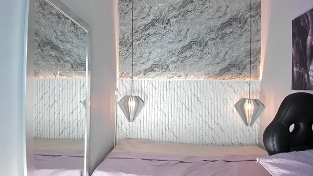 Esmeralda__18 webcam