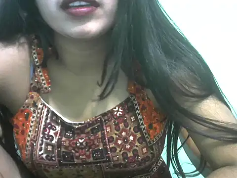 Lovely-Pandey webcam