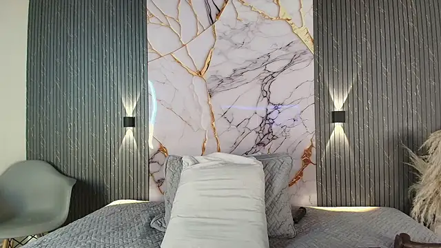 big_tits_in_your_face webcam