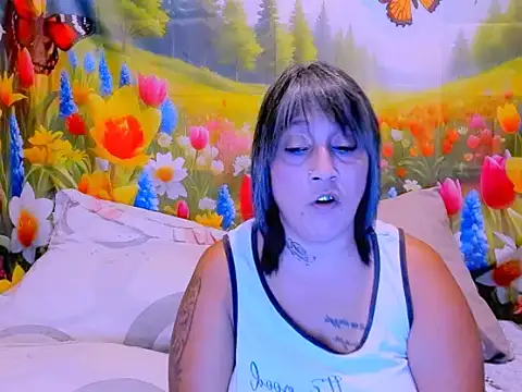 indianroxy webcam