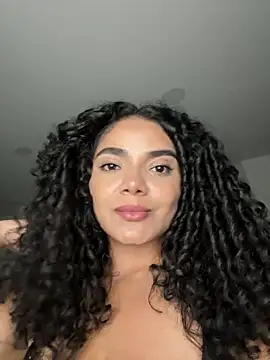 Curlyierr webcam