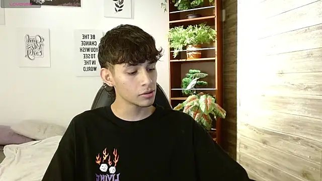 DraxBlade09's live cam