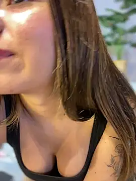 Isabella18_pink webcam