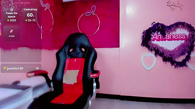 Karlaa_Hernandez_ webcam