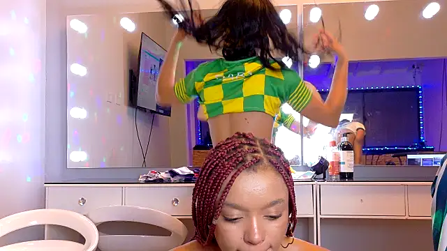 chocolatecrememia webcam