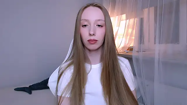 Luna_insniity webcam