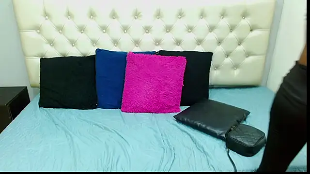 nomy_07 live sex cam