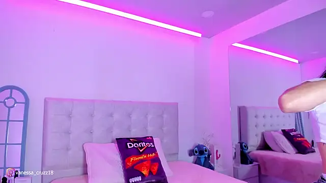 Vanessa_cruz_18 webcam