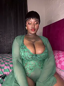 QUEEN_NOBUHLE_FEMDOM_777