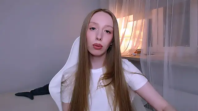 Luna_insniity webcam