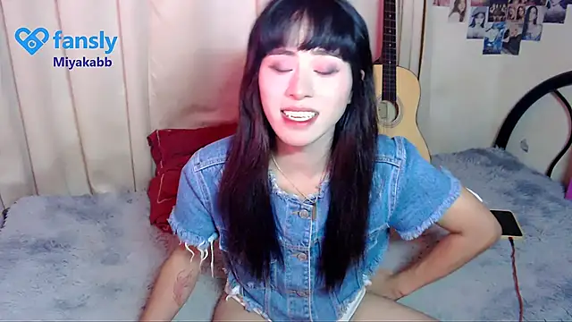 chakababe (T young) - Cum shower