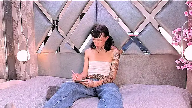 MadisonWood01 webcam