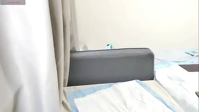 美女XiXi-9999在线直播