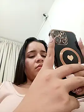 Julieth_hot-69 webcam