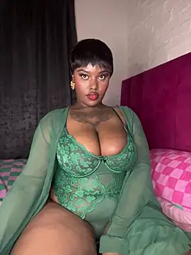 QUEEN_NOBUHLE_FEMDOM_777