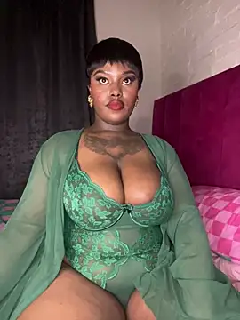 QUEEN_NOBUHLE_FEMDOM_777