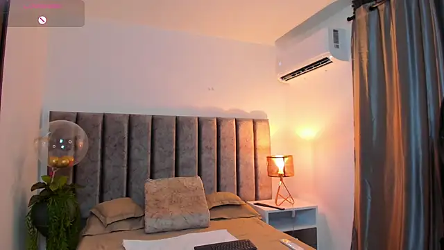 SamanthaSmithx webcam