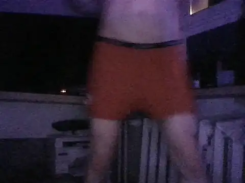 QuietButNaughtyXx webcam