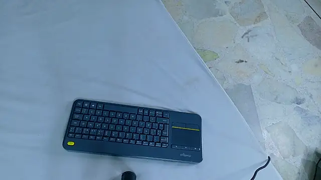 AndrewKenoxx_ webcam