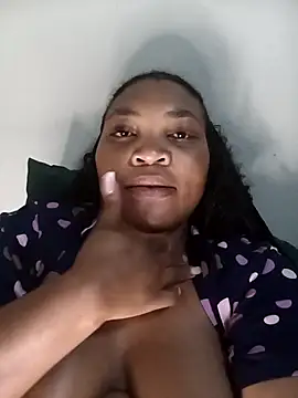 BeverlyQueen15 webcam