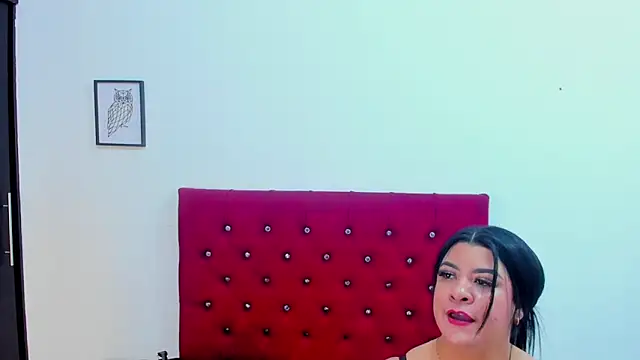 Katty_West webcam
