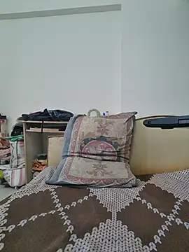 young-hairy-jon webcam