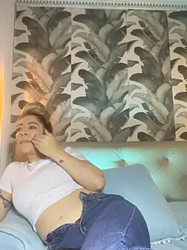 viktoria_davis_ webcam