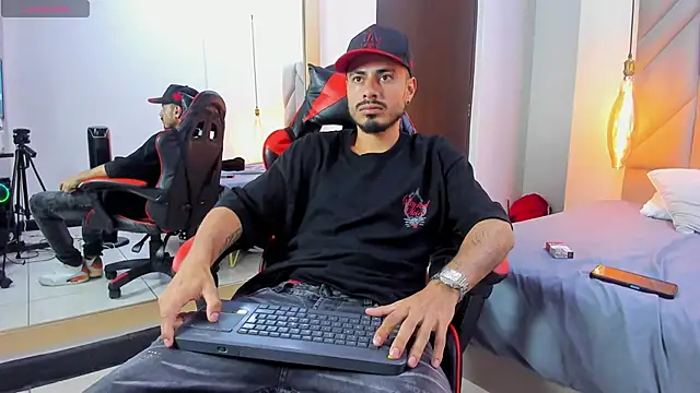 MatthewCullen live sex cam