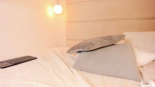 miablosoom (F teen) - MISSIONARY FUCK & SLAP PUSSY x10👋🏻