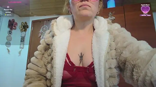 Victoria_Fallon webcam