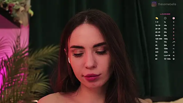 -BabyYoda Stripchat cam model