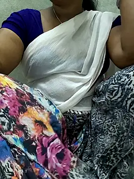 MaaliiiPonuTamil webcam