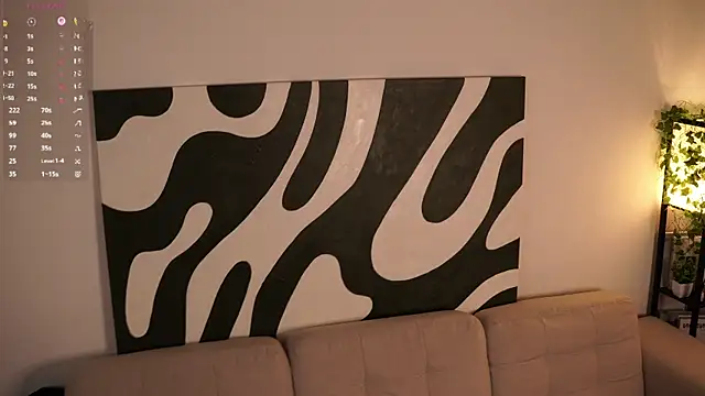 ElviaLopresti webcam