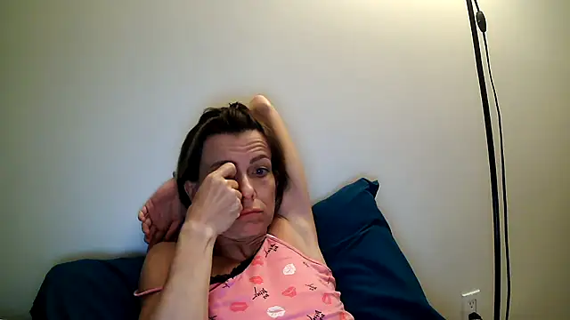 anechka1 - Anechka1's free webcam - UK Sex Cams